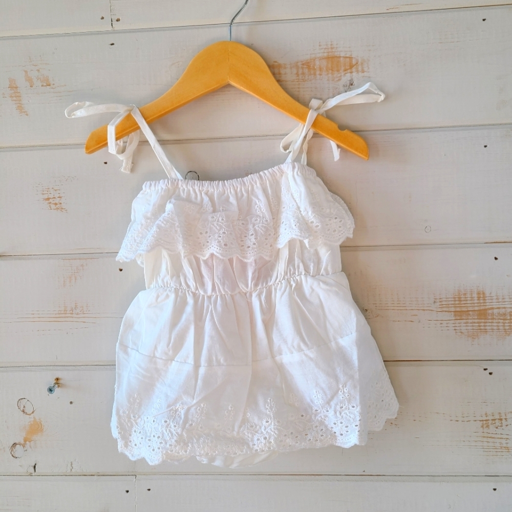 Baby Girl Solid Lace Design Hollow Strappy Sleeveless Romper